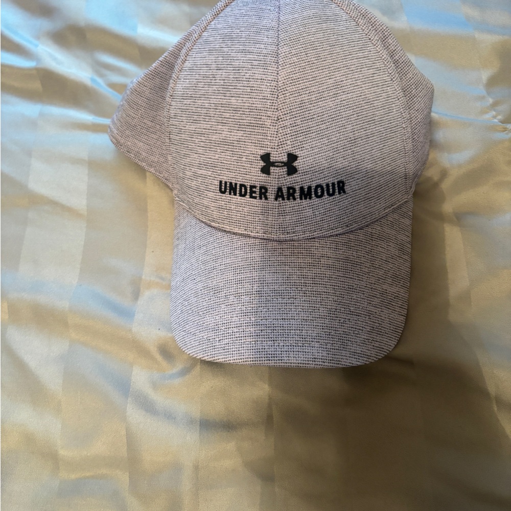 Under Armour Women's Heathered Gray Cap